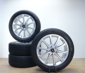 17 inch mercedes A B CLA klasse a1774010300 + winterbanden 