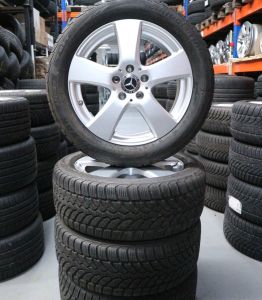 Mercedes c-klasse w205 17 inch + winterbanden 5x112 a2054015500