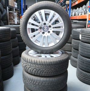 Mercedes A B en C-klasse velgen 16 inch + winterbanden