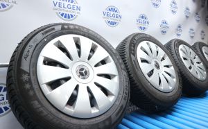 Mercedes A B CLA klasse + winterbanden 5x112 staal