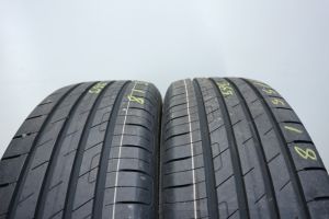 2x demo Goodyear efficient grip 215/55 r18 95h zomerbanden
