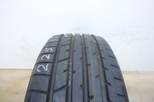 1 x demo toyo proxes R46 225/55 r19 99v zomerband