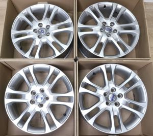 Originele 18 inch Volvo XC60 v60 s60 v70 s80 v90 PAN velgen 5x108 31341743