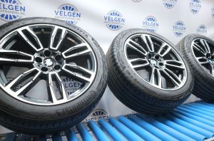 BMW 5 serie i5 G60 G61 935M 19 inch velgen continental Zomerset BMW 5a324e0 styling 935m