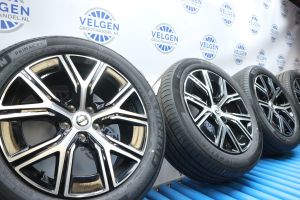 originele volvo S60 V60 velgen 17 inch 5x108 + nieuwe zomerbanden  