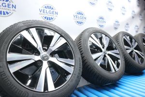 Volvo S60 V60 velgen 17 inch origineel 5x108 + winterbanden  