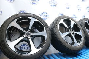 Mercedes C-klasse velgen 18 inch w205 s205 winterset a2054014600 a2054014700