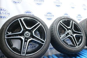 Mercedes A B CLA klasse 18 inch velgen zomerbanden origineel a1774011500