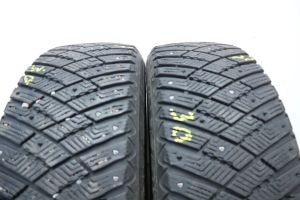 2x Goodyear Ultragrip Ice Arctic 205/55 R16 94T XL winterbanden 7mm