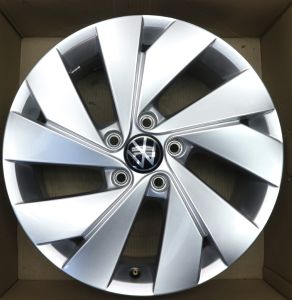 Origineel Volkswagen golf 17 inch Belmont velg 5h0601025c