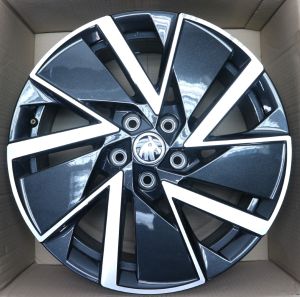Origineel Skoda Octavia 18 inch Vega Aero velg 5e3601025ad